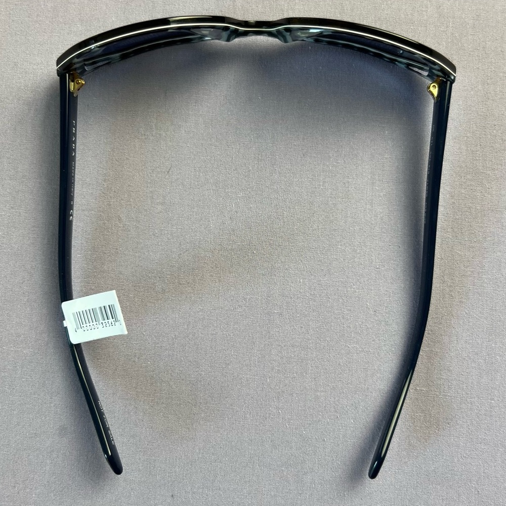 Prada Sunglasses - Picture 6 of 15